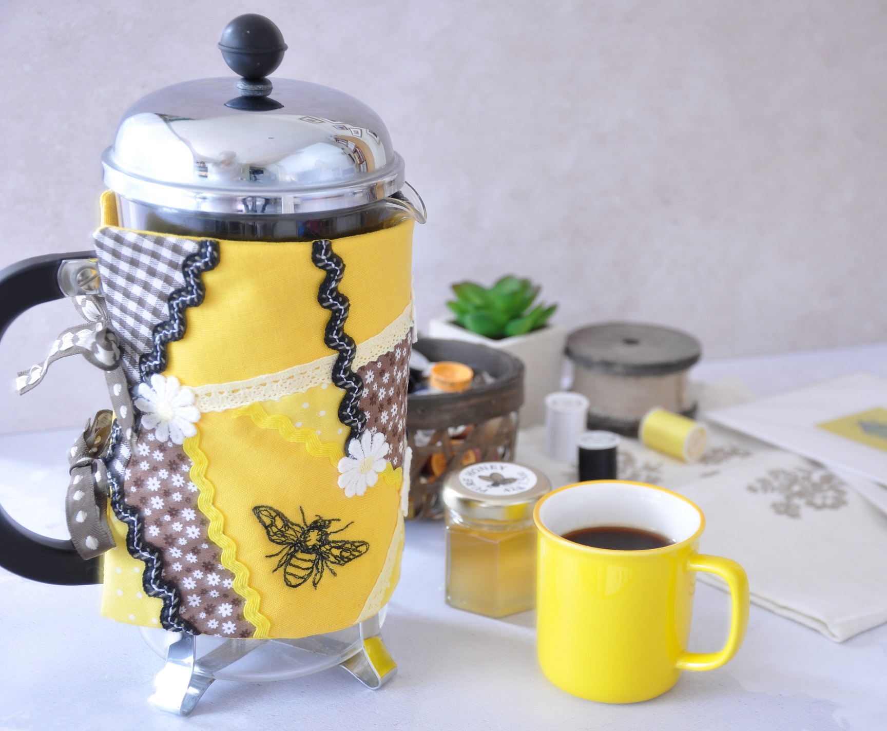 Sewing Tutorial: make a cafetiere cosy